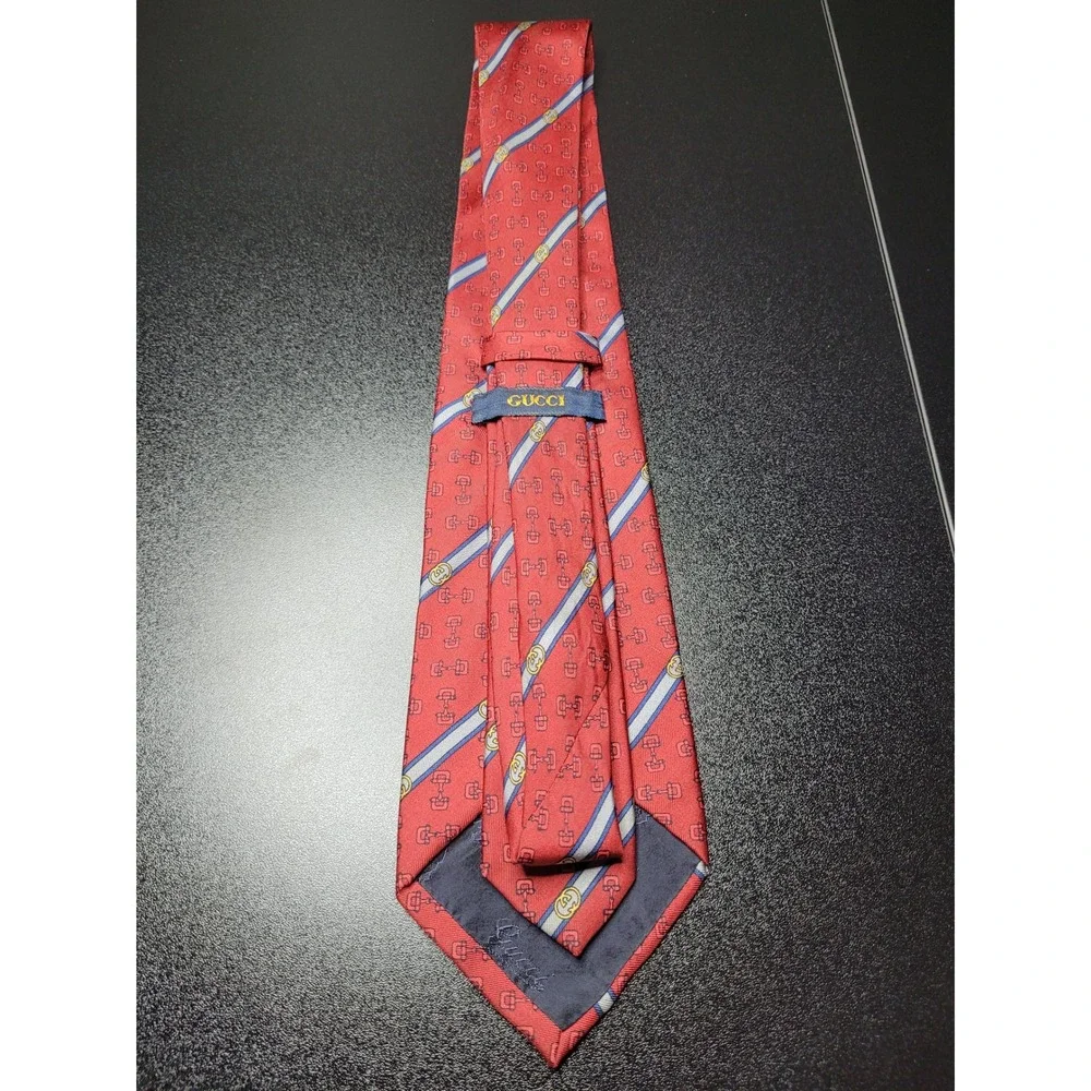 Gucci Men's Necktie Red Horsebit Logo Silk 3.75
